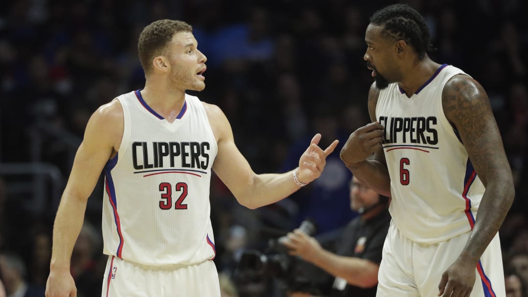 Report: Los Angeles Clippers explore VR to improve DeAndre Jordan free throw shooting