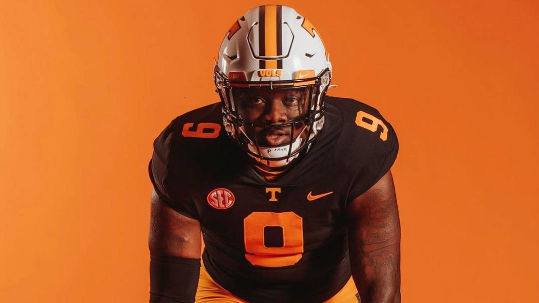 Signee Breakdown: DL Tyre West