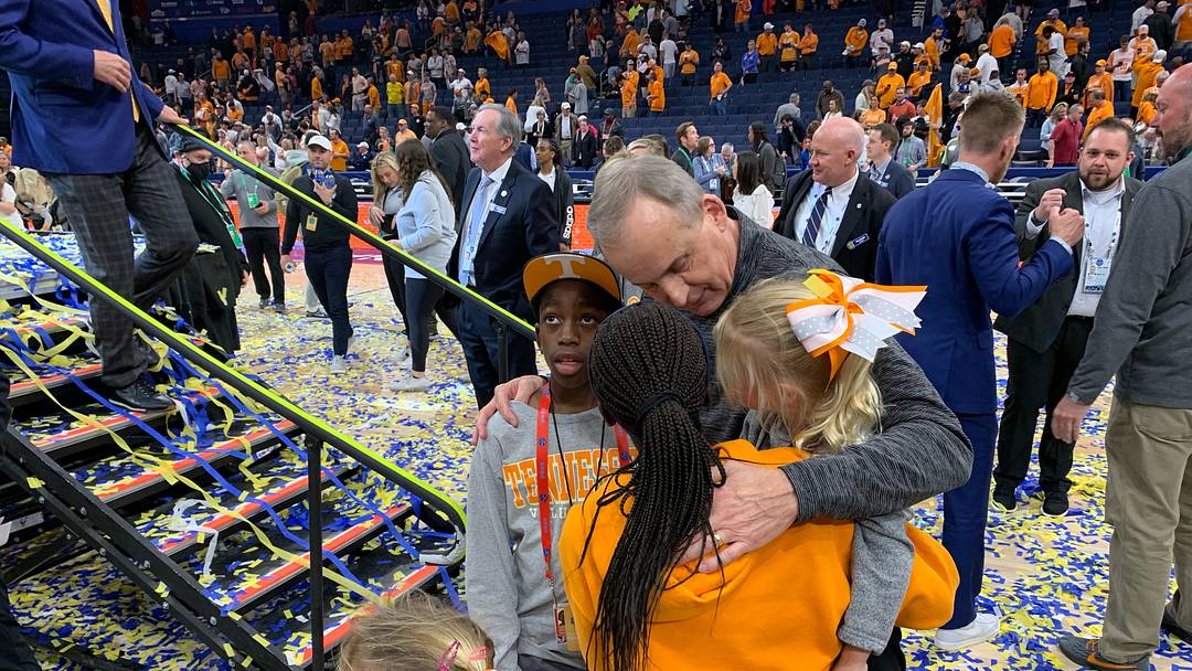 Watch: Rick Barnes, Tennessee Vols Celebrate SEC Championship