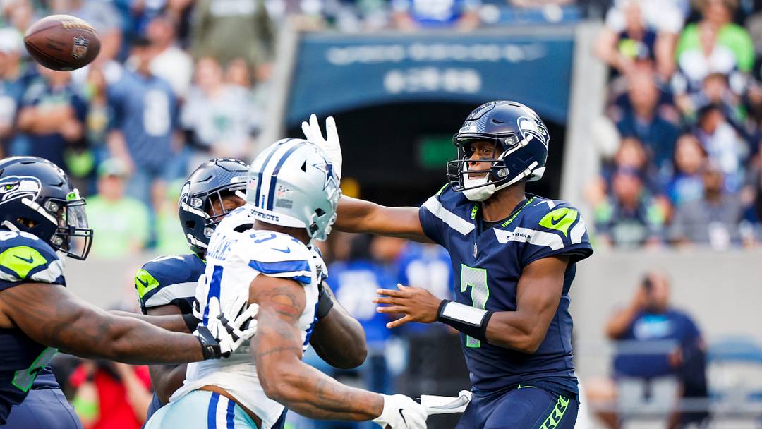 Seahawks Lead Cowboys at Halftime as Geno Smith, Starters Get 1st Action