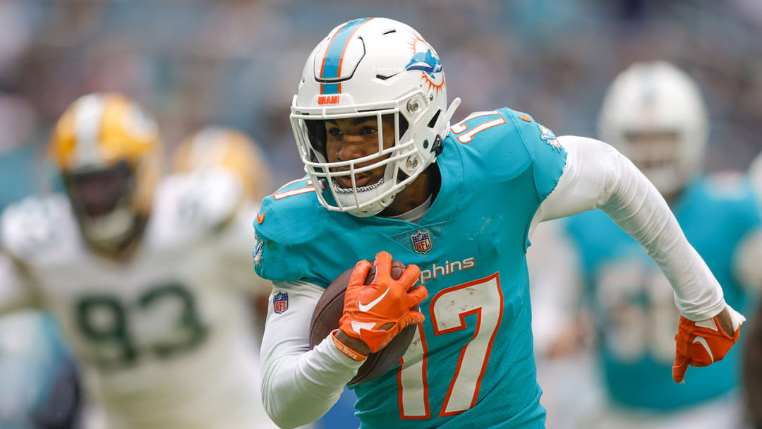Titans vs. Dolphins Player Prop Predictions and Best Bets for ‘Monday Night Football’