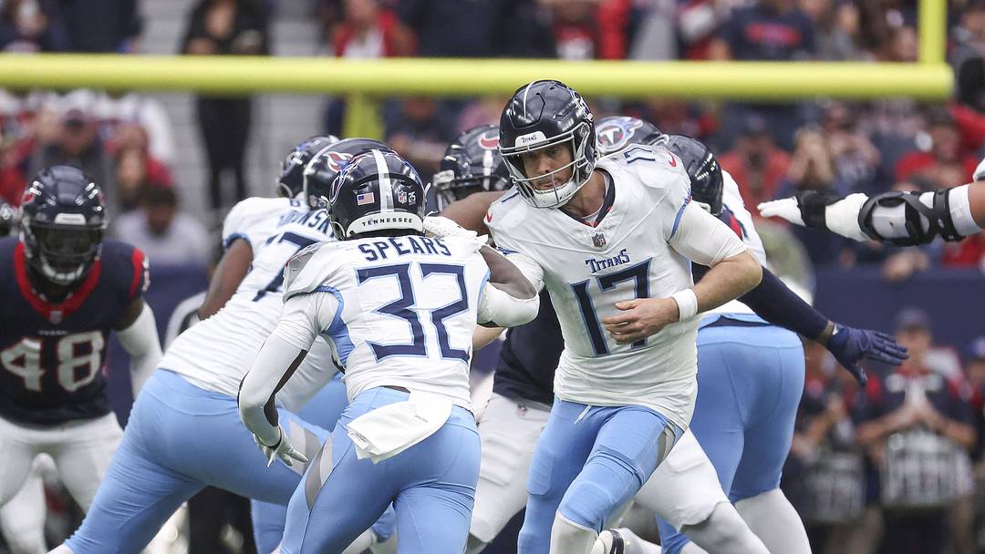 Will Levis' Status Uncertain for Week 18, Titans Will Go Tannehill at QB If Needed per Mike Vrabel