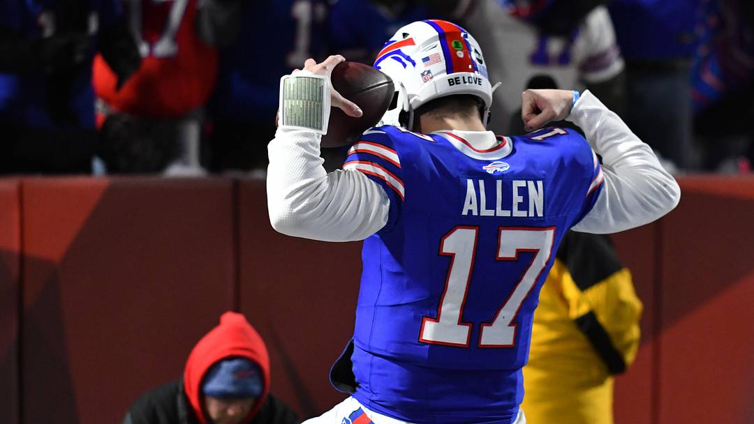 Josh Allen Makes NFL Playoff History in Bills’ Wild-Card Win Over Steelers Josh Allen Makes NFL Playoff History in Bills’ Wild-Card Win Over Steelers