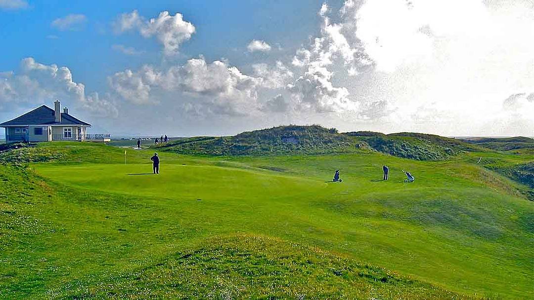 Carne Golf Links is a Reminder of Everything That's Great About an Irish Golf Trip