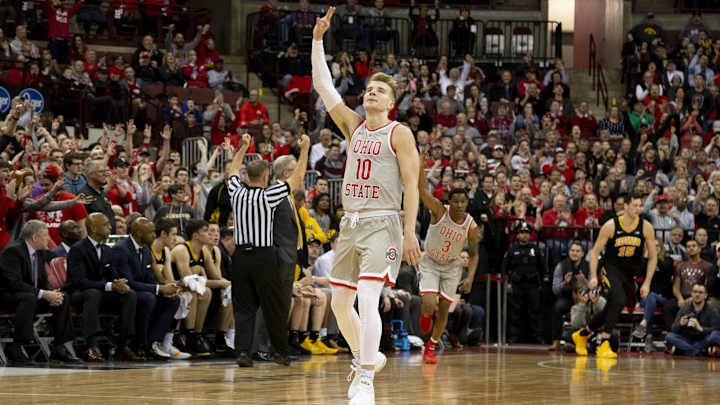 Ohio State Earns 20-Point Blowout Win Over No. 22 Iowa