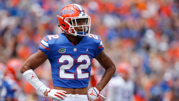 Florida Loses Five-Star Freshman Chris Steele to Transfer After Dorm Room Complaint Florida Loses Five-Star Freshman Chris Steele to Transfer After Dorm Room Complaint