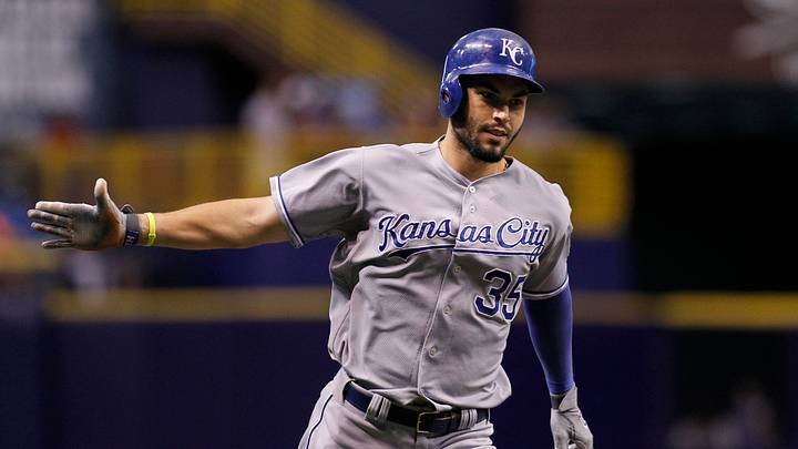 Report: Royals 1B Eric Hosmer won't need surgery for right hand fracture