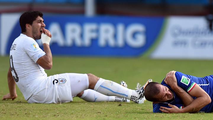 Watch: Luis Suarez appears to bite third opponent, Italy's Giorgio Chiellini