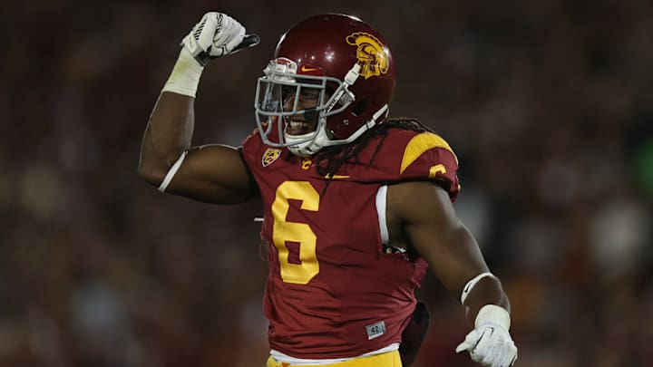 USC's Josh Shaw injures ankles while jumping off balcony to save nephew
