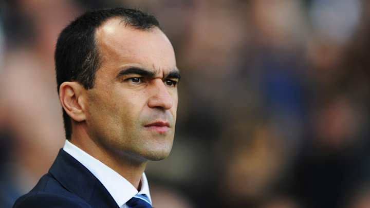 Everton signs manager Roberto Martinez to 5-year extension