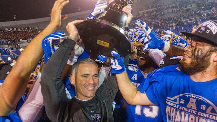 Late TD Lifts Memphis Over Cincinnati in AAC Championship Game Late TD Lifts Memphis Over Cincinnati in AAC Championship Game