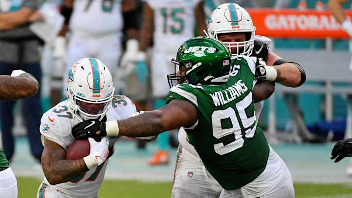 Pros and Cons of Trading for Jets Defensive End Quinnen Williams