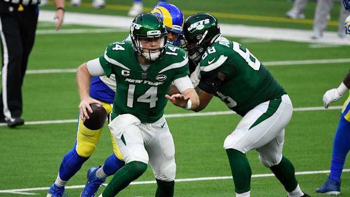 Jets Shock Rams to Avoid Winless Season