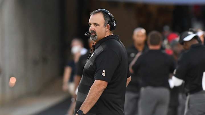 Get To Know New Tennessee Offensive Line Coach Glen Elarbee
