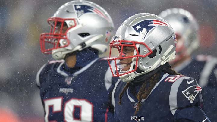 Stephon Gilmore, Michael Thomas Win Defensive and Offensive Player of the Year Awards