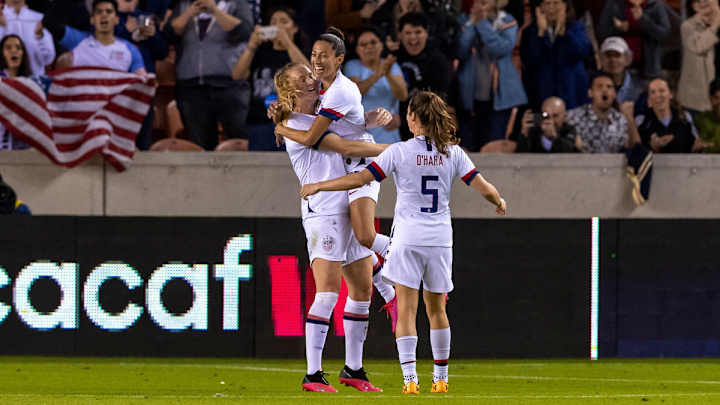 USWNT Continues Its Mastery of Olympic Qualifying USWNT Continues Its Mastery of Olympic Qualifying
