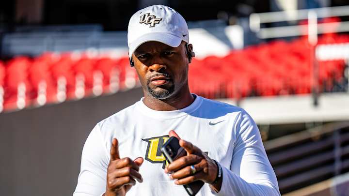 Adjusting the UCF Defense, Knights Must Handle Mobile Quarterbacks and Injuries