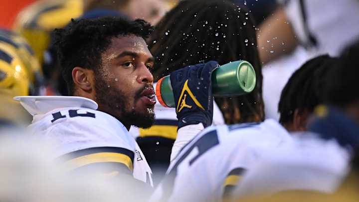 Michigan LB Asked About 'White Flag' Narrative Against Ohio State Last Year