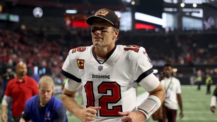 Tom Brady Announces NIL Deal With 10 College Athletes