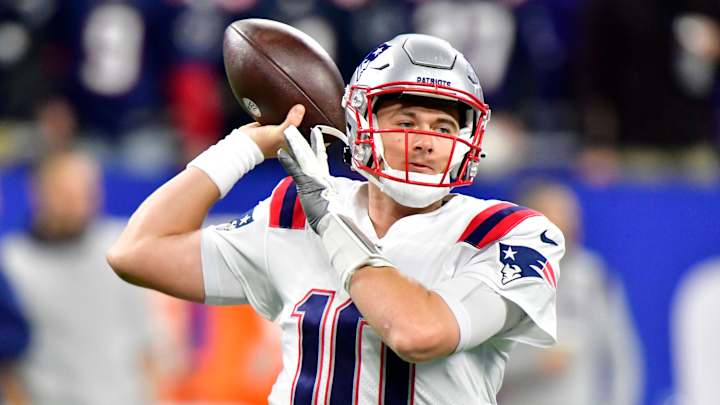 New England Patriots 2022 Fantasy Outlook: Mac Jones Continues to Develop