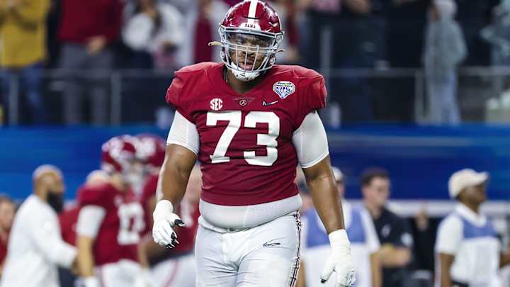 2022 NFL Draft Profiles: Would Evan Neal Be a Smart Pick at No. 1?