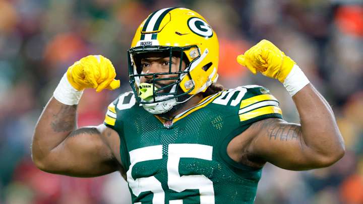 Za’Darius Smith Signs Four-Year Deal With Ravens, Returns to Former Team Za’Darius Smith Signs Four-Year Deal With Ravens, Returns to Former Team