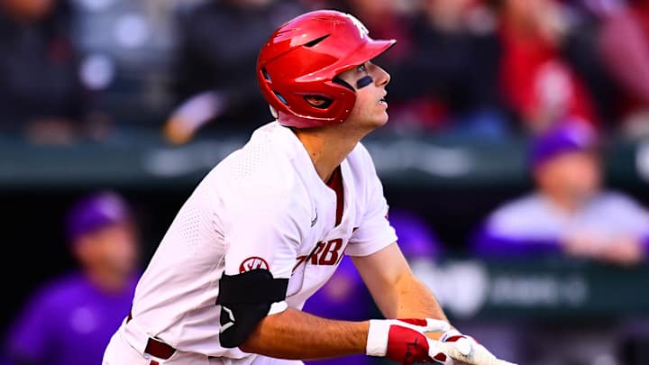 Hogs Can't Get Hits When They Need Them, Fall to Aggies, 2-1