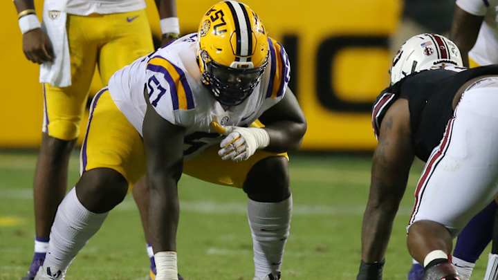 Patriots Sign Two Draft Picks, New Long-Snapper Patriots Sign Two Draft Picks, New Long-Snapper