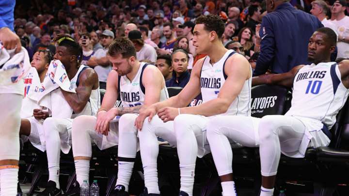 Mavs Announce Starting Lineup; Dwight Powell Not Benched for Game 3 vs. Suns Mavs Announce Starting Lineup; Dwight Powell Not Benched for Game 3 vs. Suns