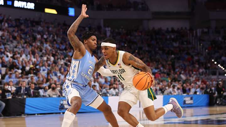 Baylor's James Akinjo Drops 14 Points at Day 1 of NBA G League Elite Camp