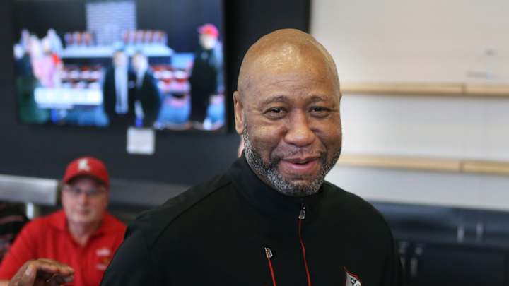 Kenny Payne Hires Milt Wagner to Staff at Louisville
