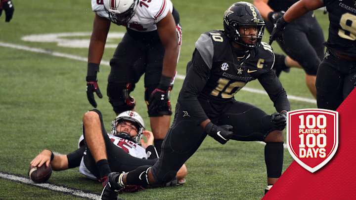 The Chiefs Should Invest in Dayo Odeyingbo's Future as a Fit With Steve Spagnuolo