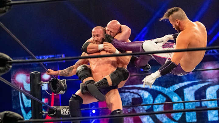 ROH’s Matt Taven Enjoying Reunion With Old Partner Mike Bennett ROH’s Matt Taven Enjoying Reunion With Old Partner Mike Bennett