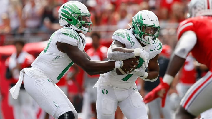 Inside Oregon's Split Zone RPO That Wreaked Havoc Against Ohio State