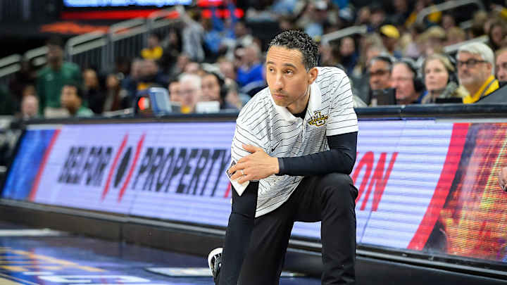 Marquette, Shaka Smart Agree to Contract Extension Through 2029–30