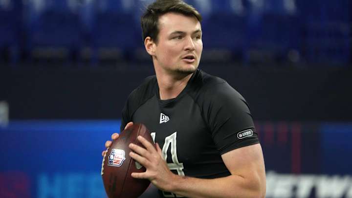 Cardinals Sign QB Carson Strong to Practice Squad, per Report Cardinals Sign QB Carson Strong to Practice Squad, per Report