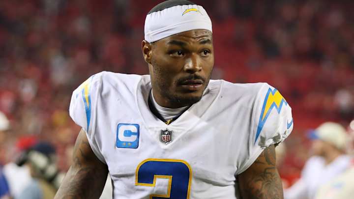 Derwin James Jr. Explains Why He’s ’Not a Dirty Player’ After Week 16 Ejection Derwin James Jr. Explains Why He’s ’Not a Dirty Player’ After Week 16 Ejection
