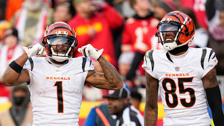Fantasy Draft Strategy: What to Do When There’s a Wide Receiver Run