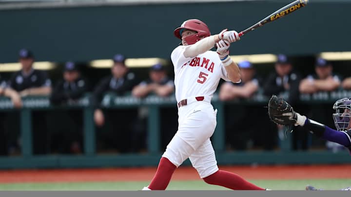 No. 20 Alabama Baseball Breezes Past High Point, 9-4 No. 20 Alabama Baseball Breezes Past High Point, 9-4