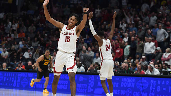 Noah Clowney Asserts Dominance Over Kobe Brown in Semifinal Win Over No. 4 Missouri
