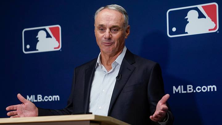 Ex-A’s Pitcher Brandon McCarthy Blasts Rob Manfred for Mocking Oakland Fans Ex-A’s Pitcher Brandon McCarthy Blasts Rob Manfred for Mocking Oakland Fans