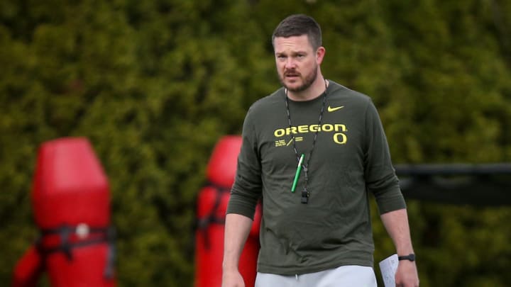 Oregon’s Dan Lanning Took Direct Aim at Colorado’s Swagger in Epic Pregame Speech