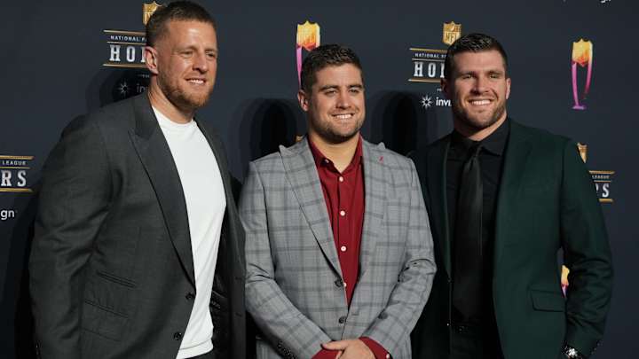 J.J. Watt Explains Why He Didn’t Sign Deal to Play With Brothers T.J., Derek on Steelers J.J. Watt Explains Why He Didn’t Sign Deal to Play With Brothers T.J., Derek on Steelers