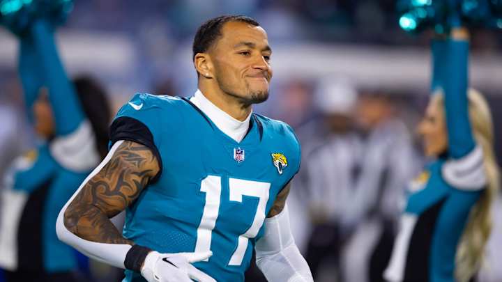 Jaguars, Evan Engram Agree to 3-Year Contract Extension, per Report