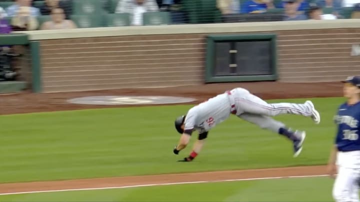 Max Kepler Legged Out a Double Despite an Unfortunate Mishap With a Bat