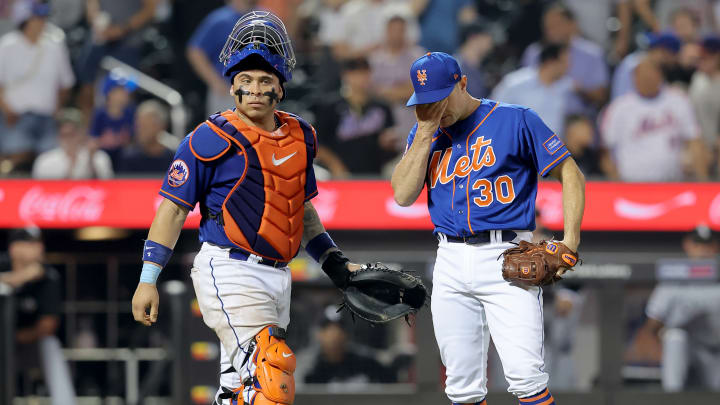 Mets Trade Closer David Robertson to Division Rival Marlins