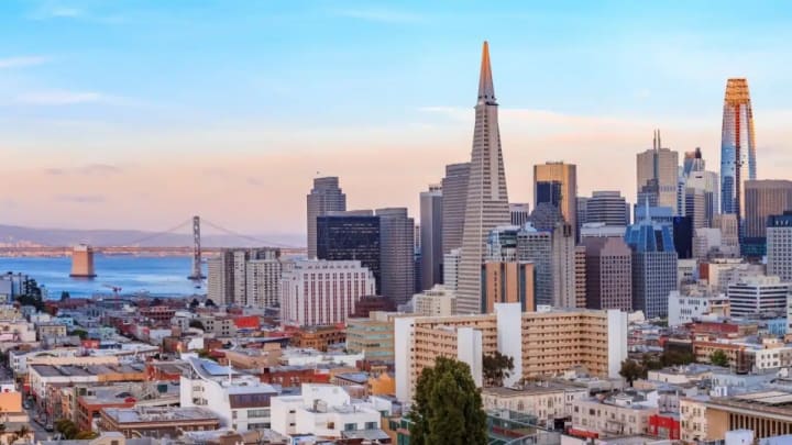 Drunk UFC Fighter Robbed at Gunpoint in San Francisco Drunk UFC Fighter Robbed at Gunpoint in San Francisco