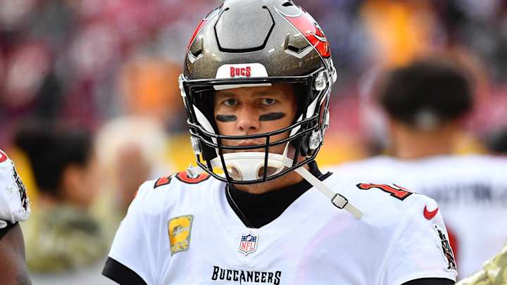 Tom Brady doesn’t shoot down Miami Dolphins rumors