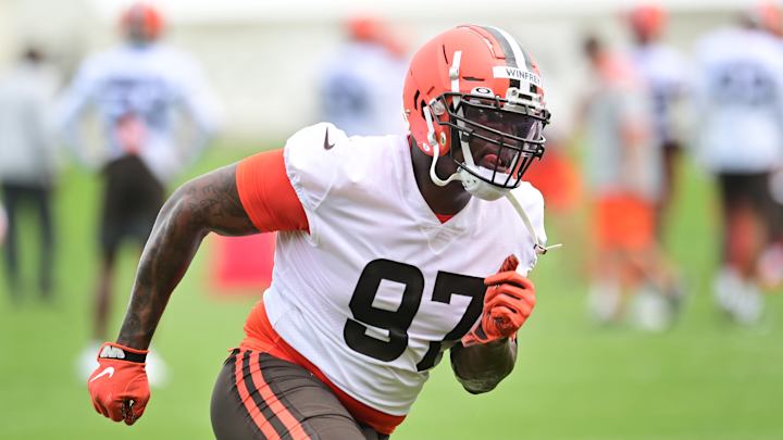 Browns Release DT Perrion Winfrey Following Incident With a gun