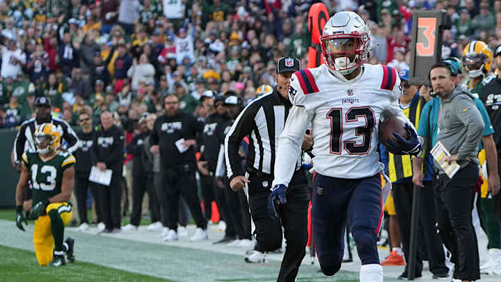 Patriots CB Calls It ‘Disrespectful’ When Aaron Rodgers Threw At Him